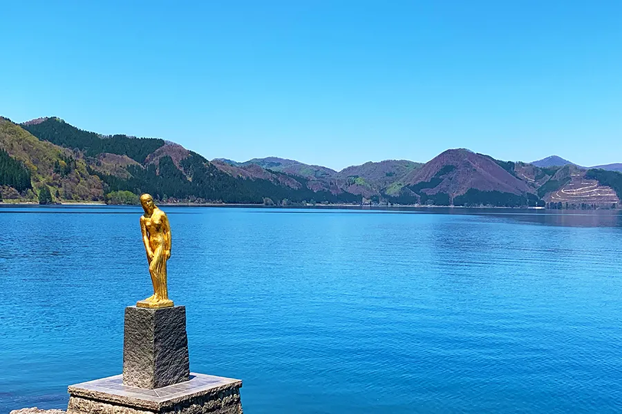 秋田県でブランド食器買取をお考えなら日晃堂