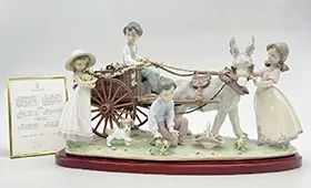 リヤドロ 1797「遠足の日」 Limited Edition フィギュリン