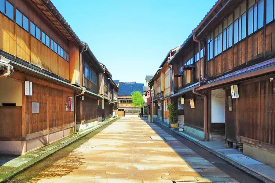 石川県でブランド食器買取をお考えなら日晃堂