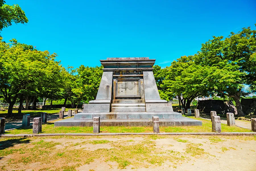 岩手県でブランド食器買取をお考えなら日晃堂