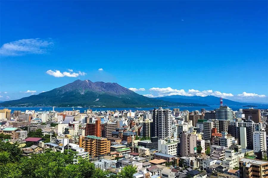 鹿児島県でブランド食器買取をお考えなら日晃堂