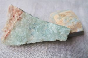 高額買取される翡翠の原石