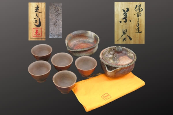 捨ててはいけない骨董品は？価値あるものの特徴や高く売るためのポイントなど