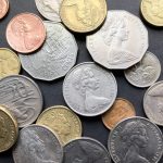 さまざまな種類や年代のオーストラリア硬貨