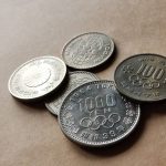 記念硬貨の換金はどこでする？銀行と買取店の違いや高く売れる硬貨の特徴を解説