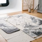 山岡古都の代表作である墨染着物のイメージ写真