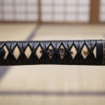 刀装具の華「目貫」とは？骨董品としての価値や高く売れる特徴・買取ポイントを解説