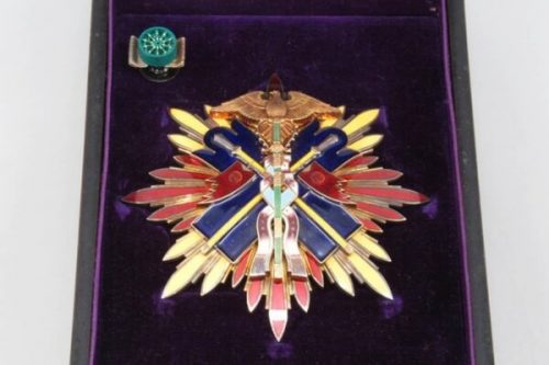 金鵄勲章を詳しく解説｜功一級から功七級の仕組み・デザイン・歴史・現在の価値