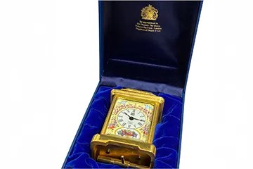 ハルシオンデイズ ゼンマイ式置き時計