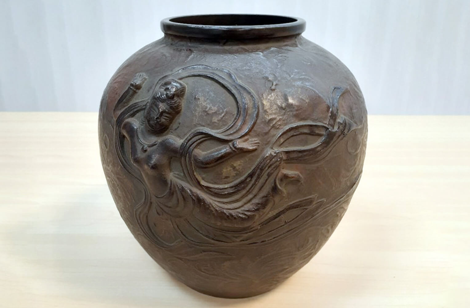 天女図 青銅壺 商品画像