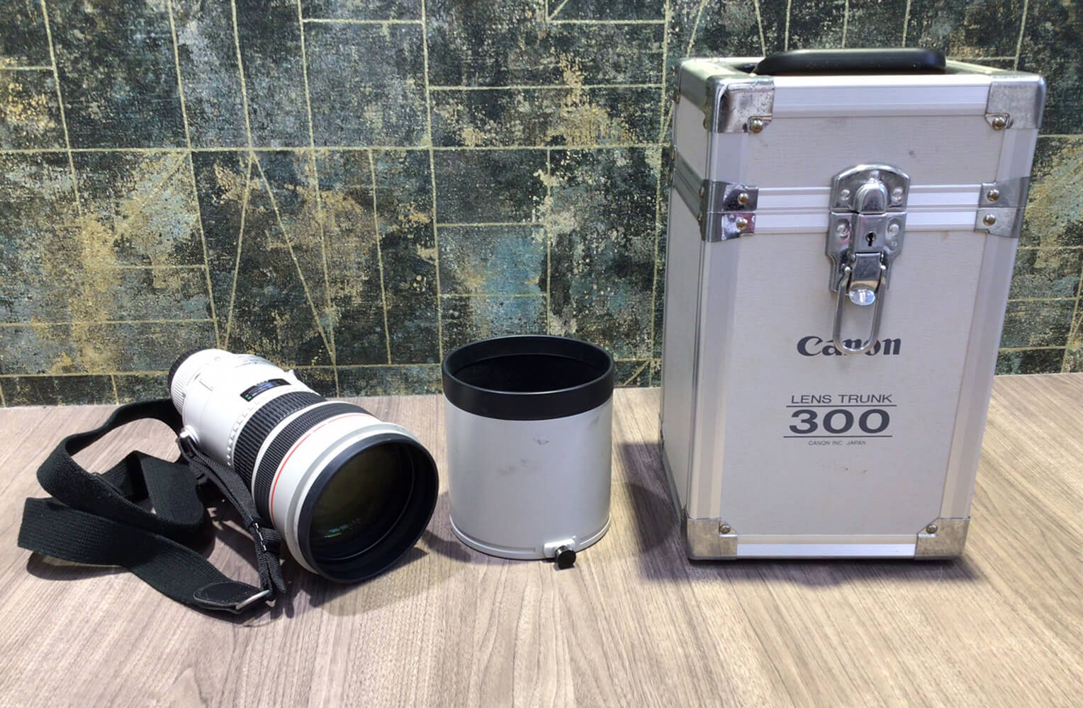 CANON【EF 300mm 望遠レンズ】商品画像